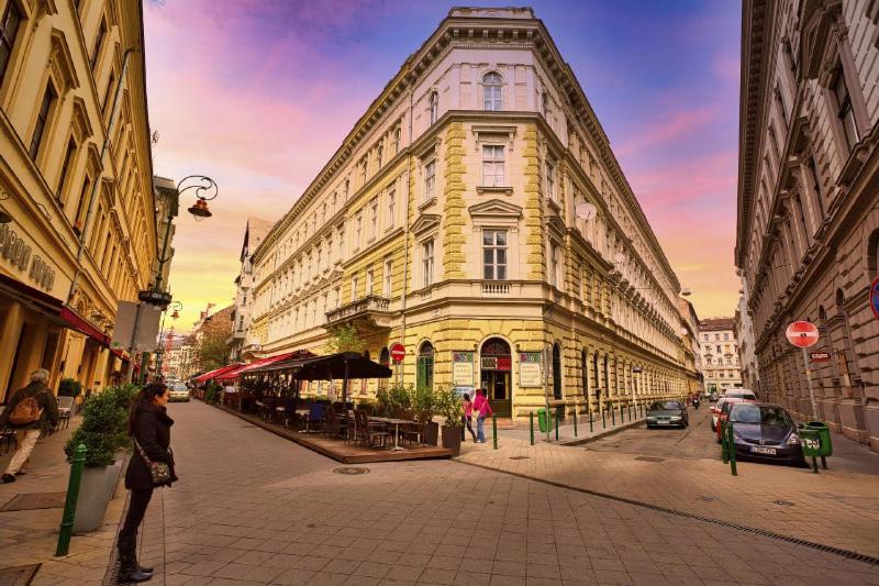 Cozy Apartment On Raday Corso Budapest Exterior photo